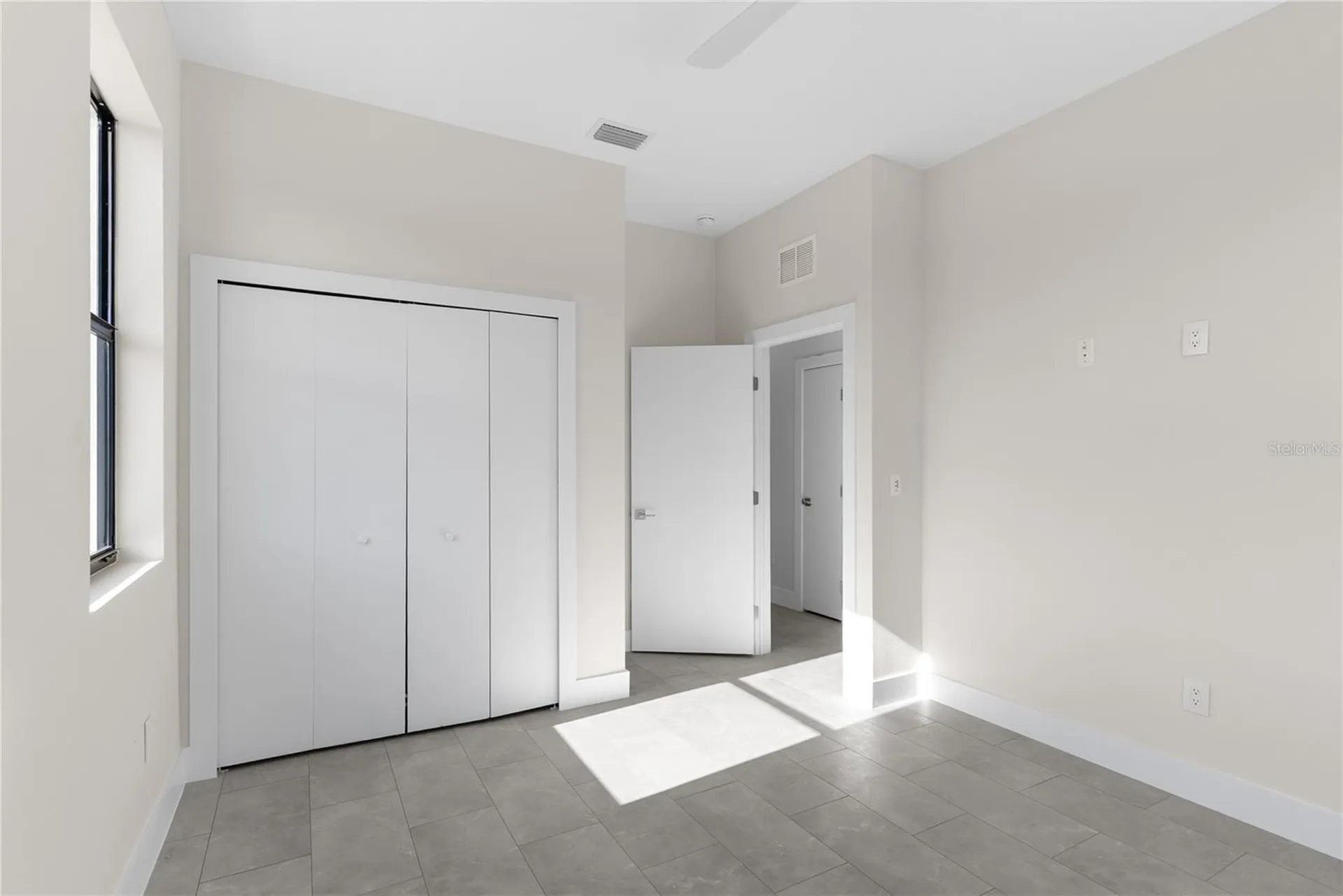 4352 Fontanarosa Village Court Tampa FL 33614