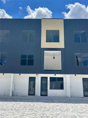 4352 Fontanarosa Village Court Tampa FL 33614