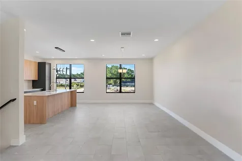 4352 Fontanarosa Village Court Tampa FL 33614