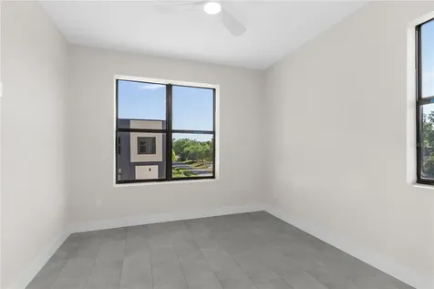 4352 Fontanarosa Village Court Tampa FL 33614