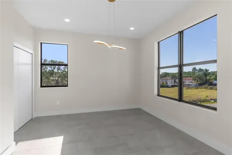 4352 Fontanarosa Village Court Tampa FL 33614
