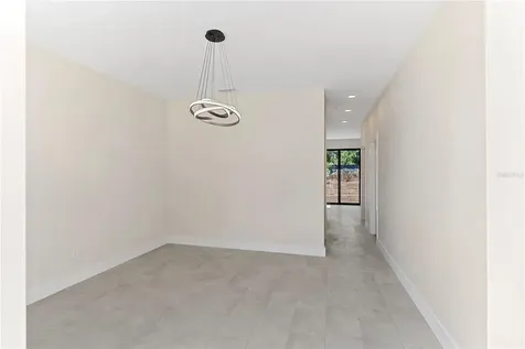4352 Fontanarosa Village Court Tampa FL 33614