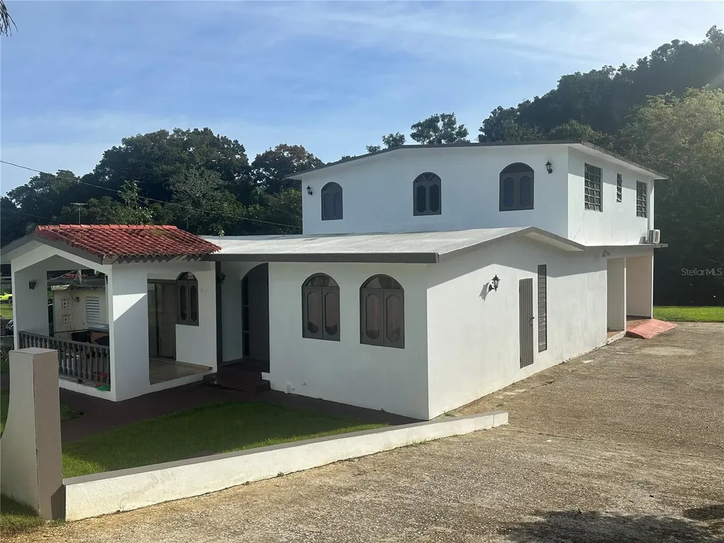 Ar 129 Campo Alegre Hatillo PR 00659