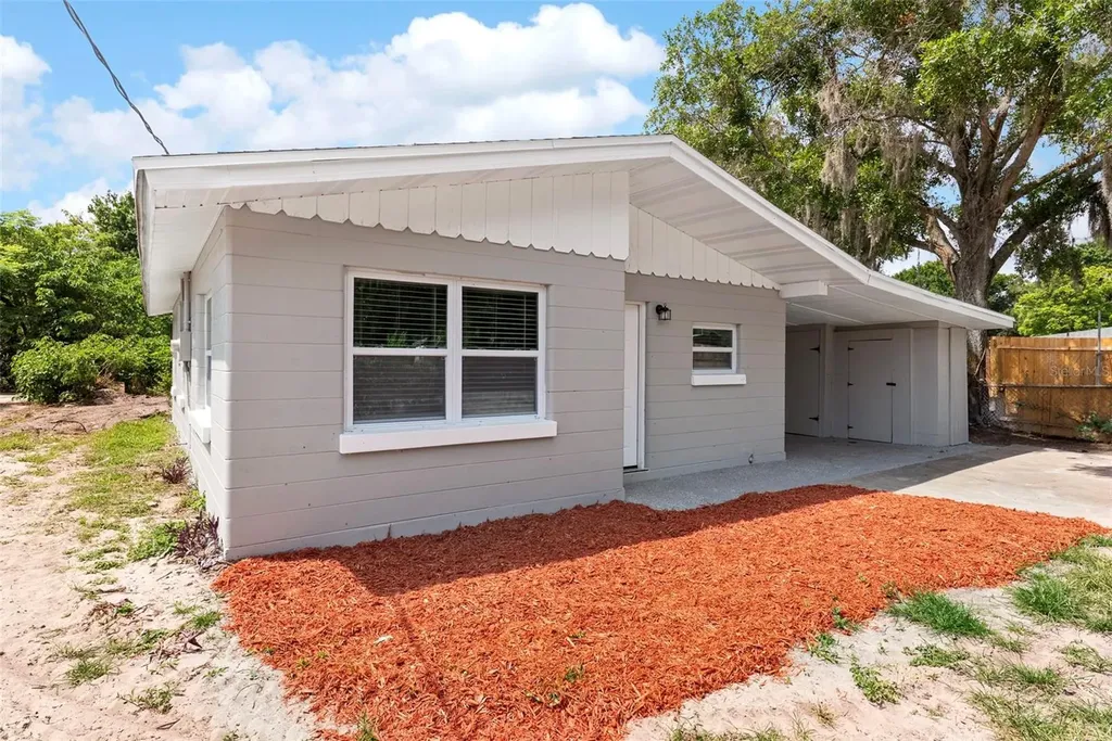 2826 Avenue Q NW Winter Haven FL 33881