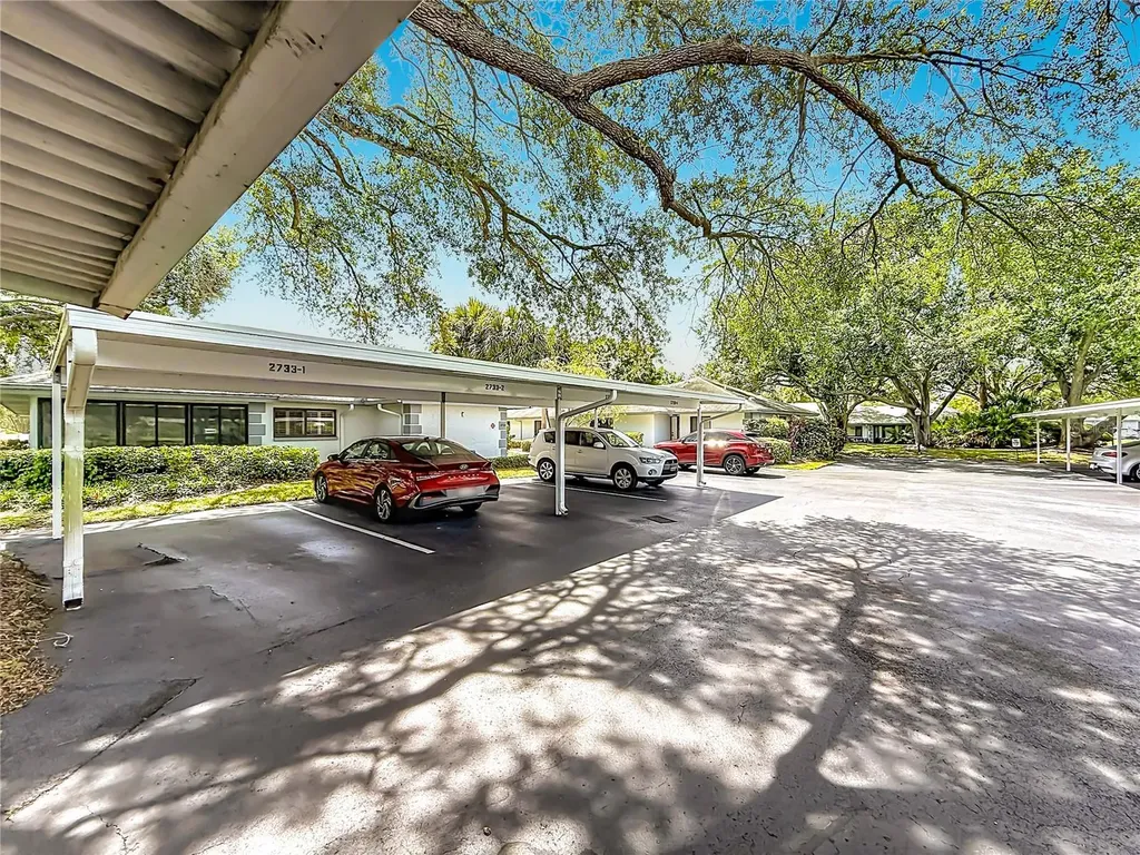 2733 Countryside Boulevard Clearwater FL 33761