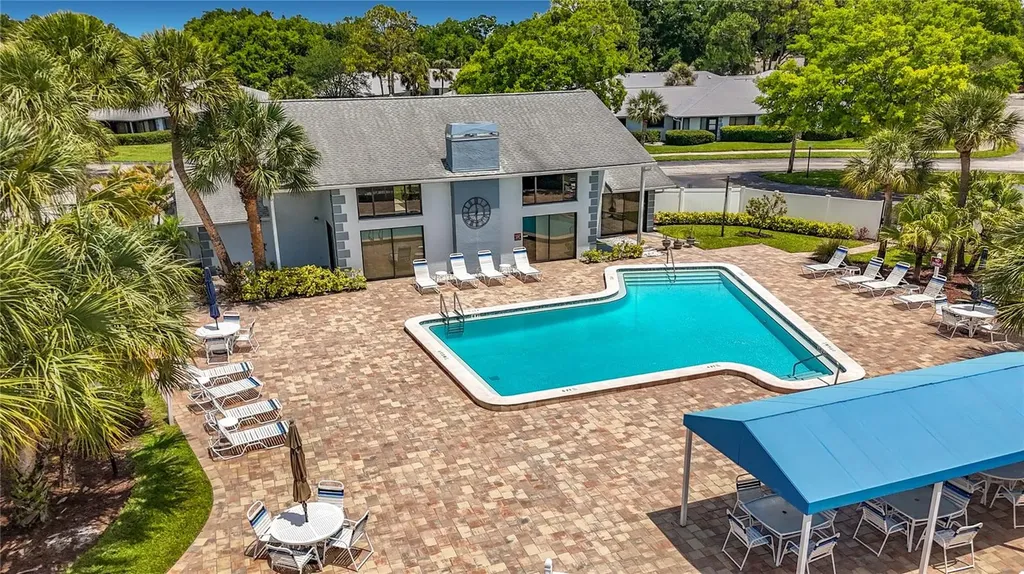 2733 Countryside Boulevard Clearwater FL 33761