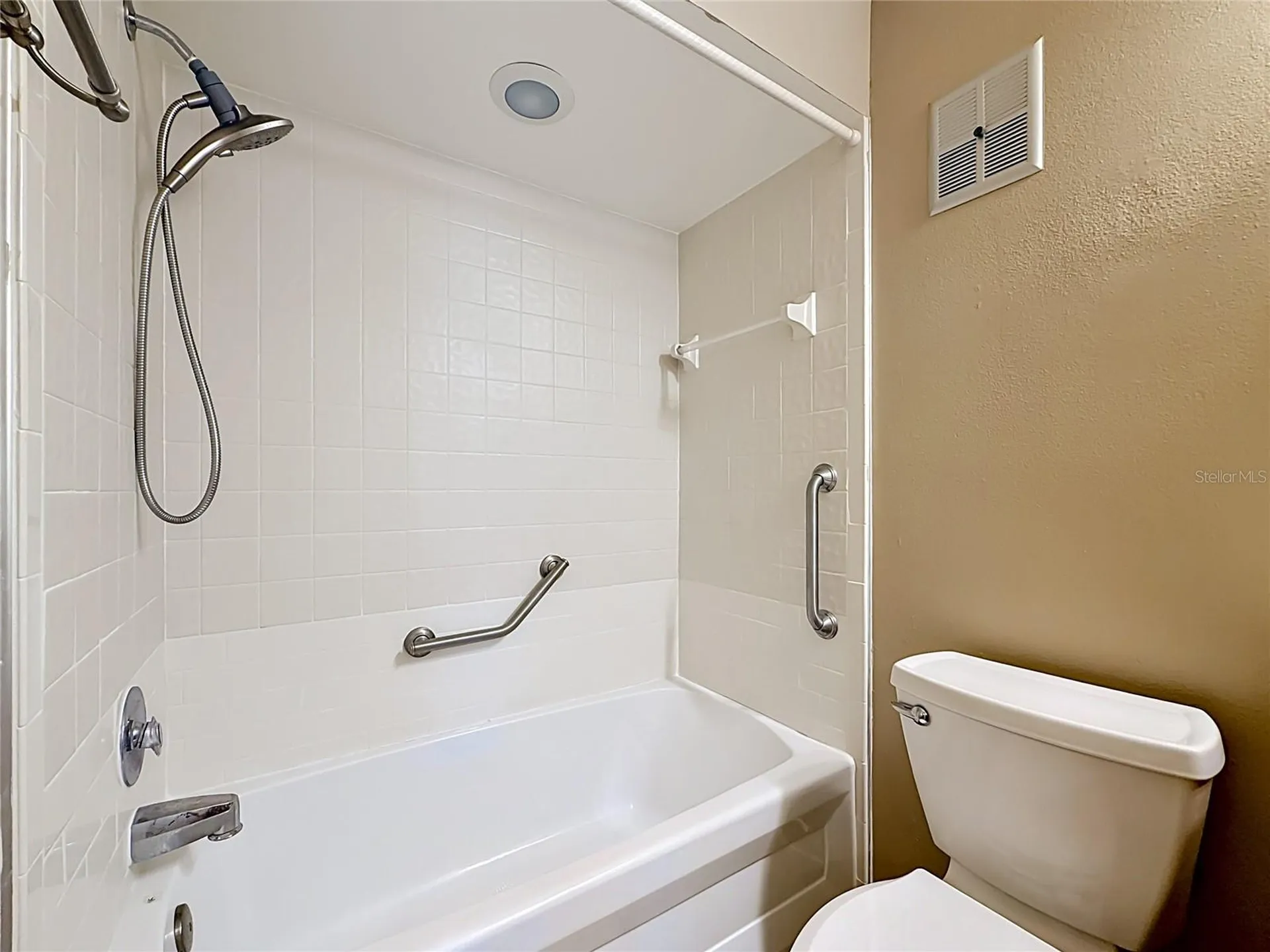 2733 Countryside Boulevard Clearwater FL 33761