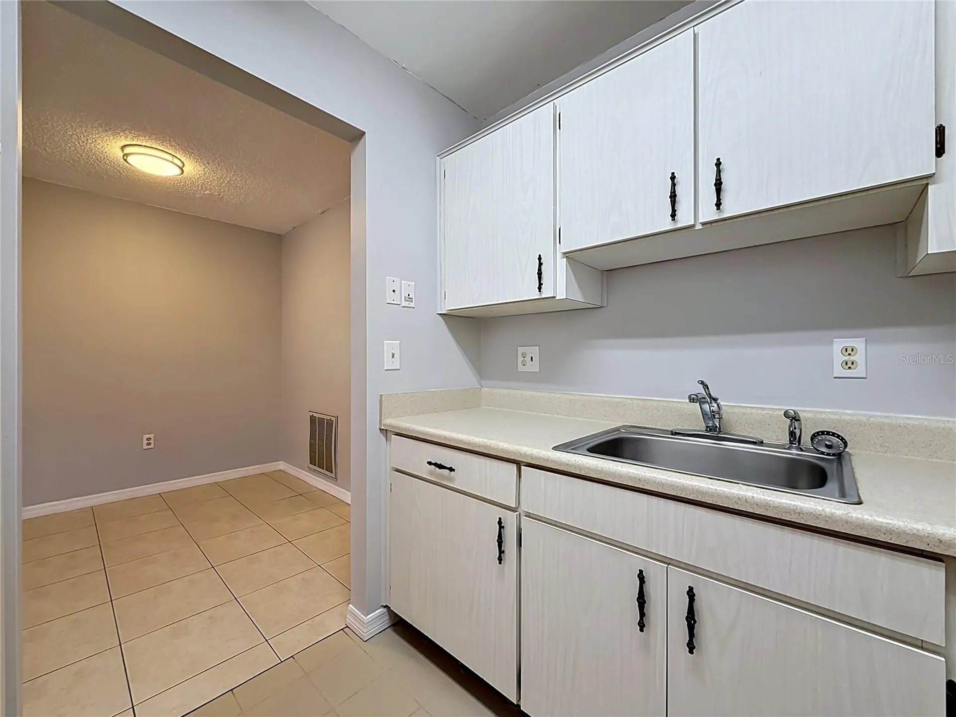 2474 Enterprise Road Clearwater FL 33763
