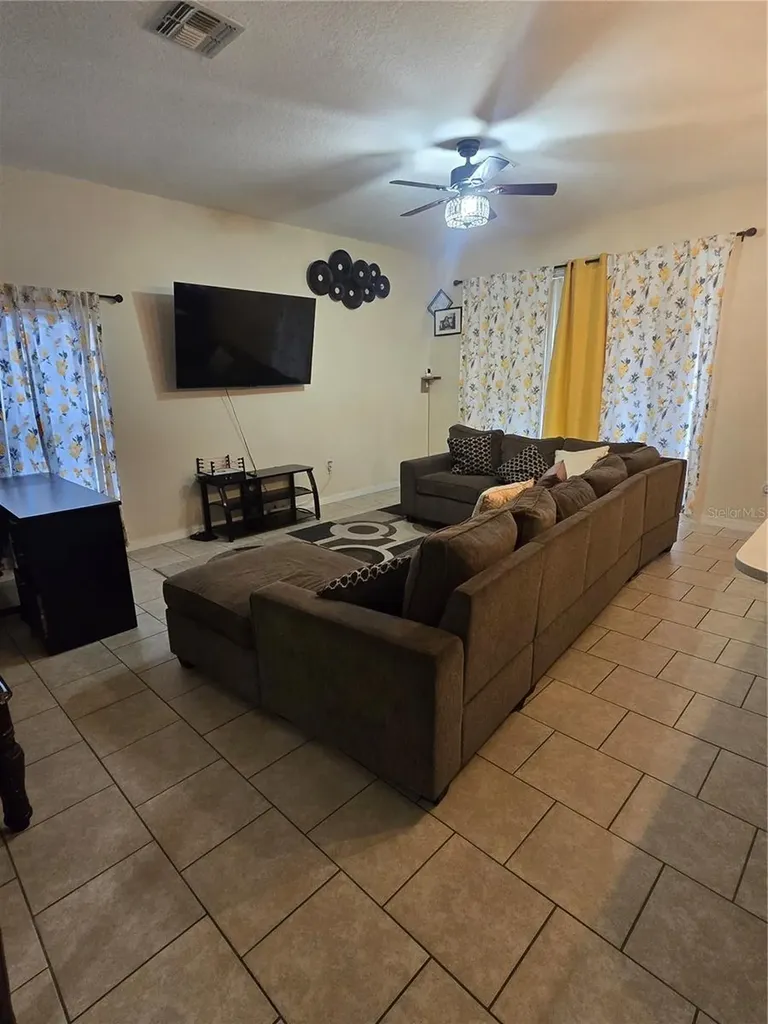2500 Baykal Drive Kissimmee FL 34746
