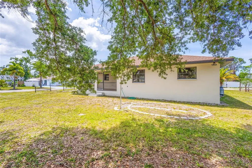 420 Duke Road Venice FL 34293