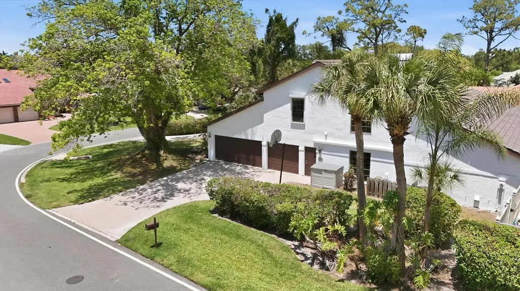 4689 Pine Harrier Drive Sarasota FL 34231
