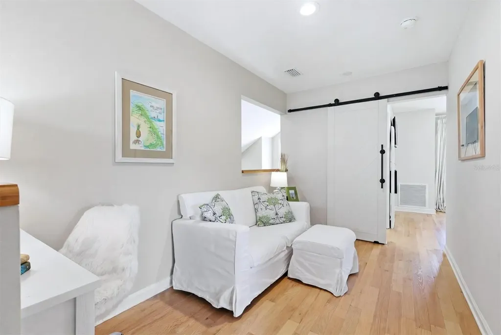4689 Pine Harrier Drive Sarasota FL 34231