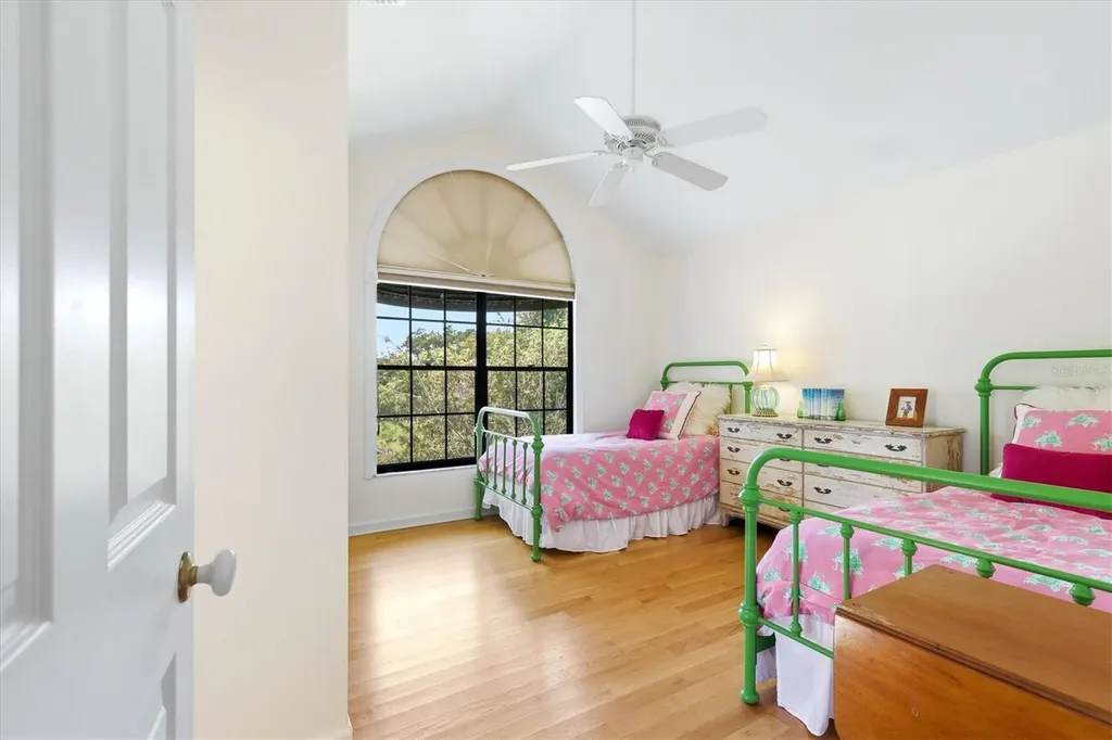 4689 Pine Harrier Drive Sarasota FL 34231