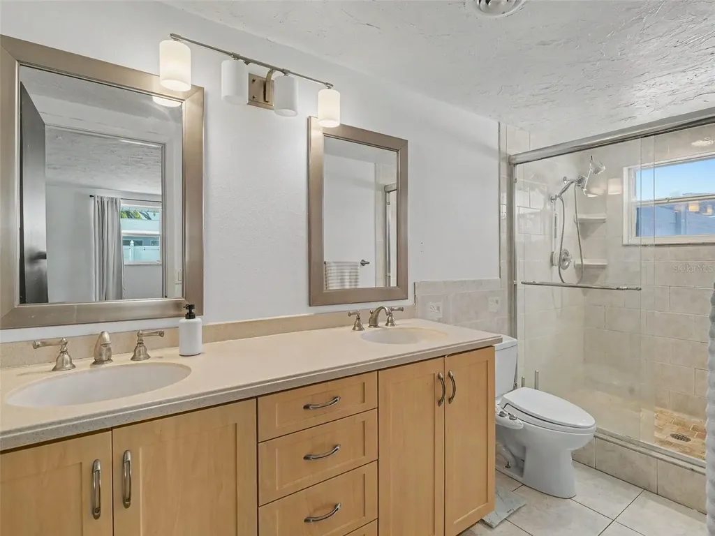 222 Malvern Drive Venice FL 34293