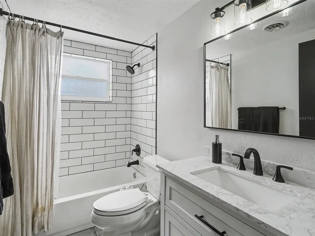 222 Malvern Drive Venice FL 34293