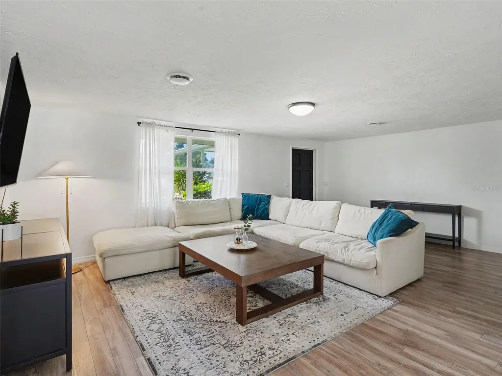 222 Malvern Drive Venice FL 34293