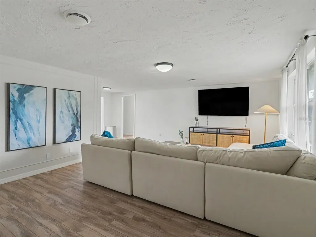 222 Malvern Drive Venice FL 34293
