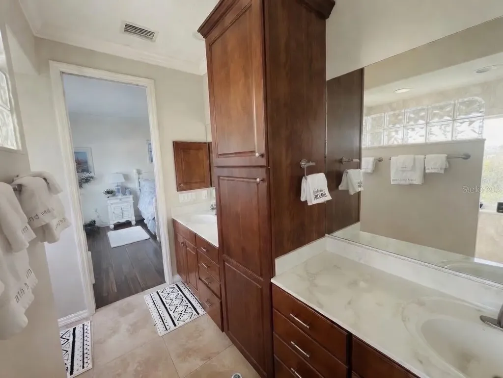 9150 Deer Court Venice FL 34293