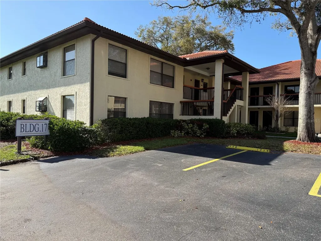 1711 Hammock Pine Boulevard Clearwater FL 33761
