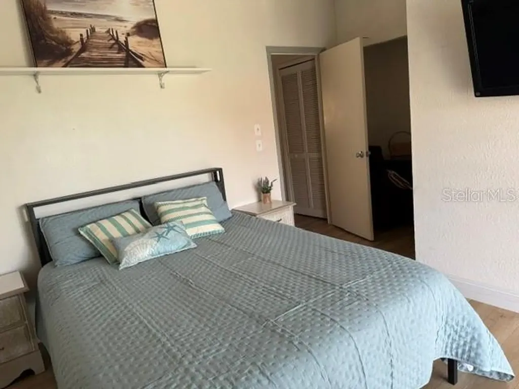 1711 Hammock Pine Boulevard Clearwater FL 33761
