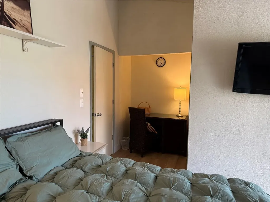 1711 Hammock Pine Boulevard Clearwater FL 33761