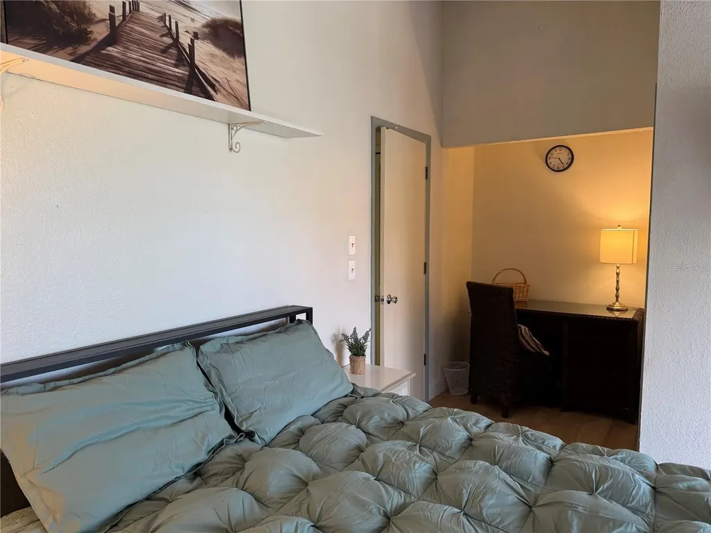 1711 Hammock Pine Boulevard Clearwater FL 33761