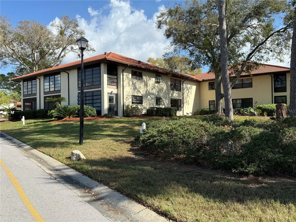 1711 Hammock Pine Boulevard Clearwater FL 33761