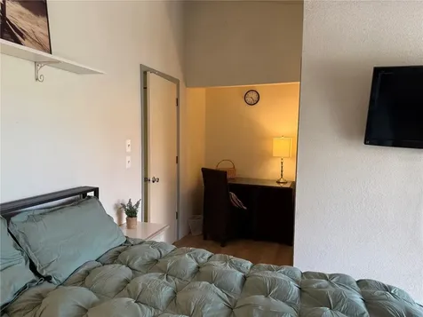 1711 Hammock Pine Boulevard Clearwater FL 33761