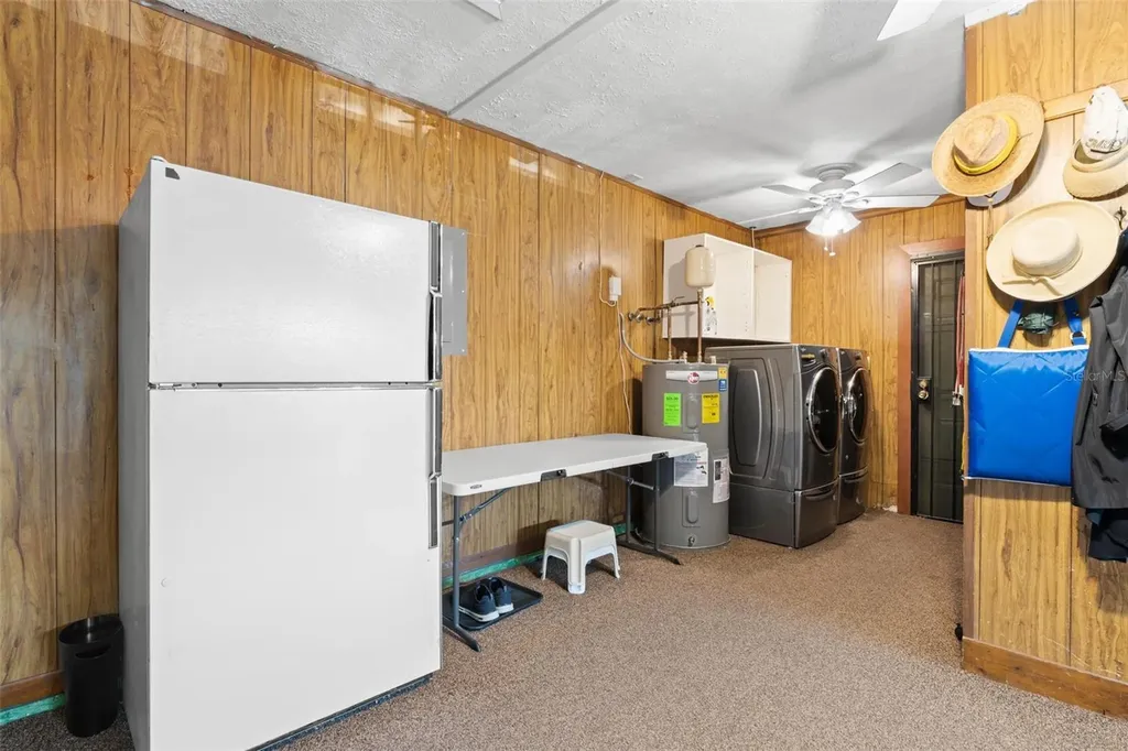 2218 Tanglewood Way Brandon FL 33511