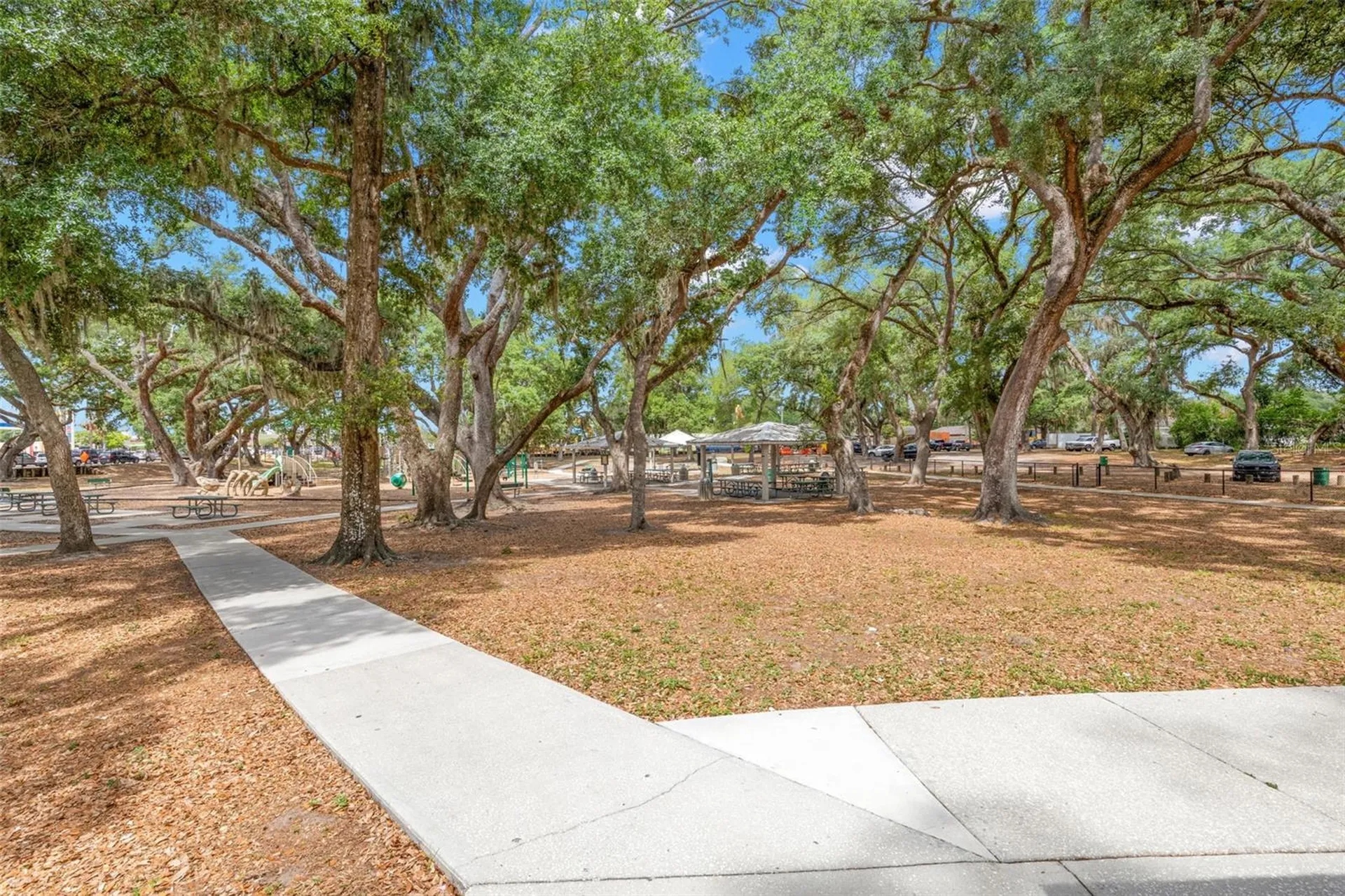2218 Tanglewood Way Brandon FL 33511