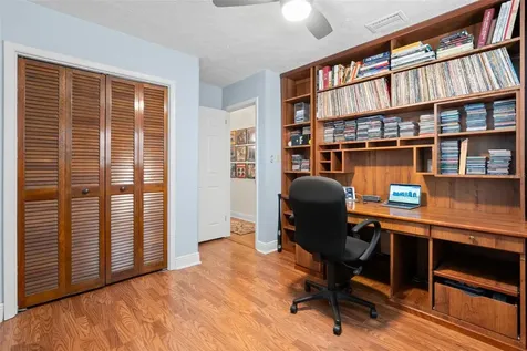 2218 Tanglewood Way Brandon FL 33511