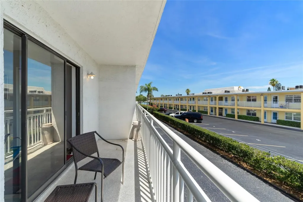 9755 Harrell Avenue Treasure Island FL 33706