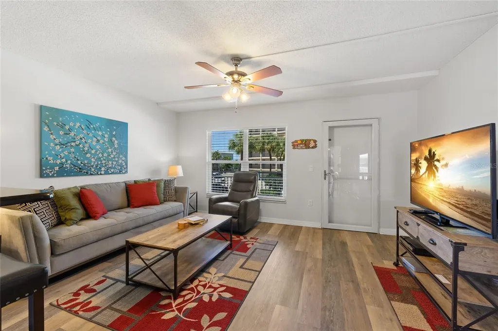 9755 Harrell Avenue Treasure Island FL 33706