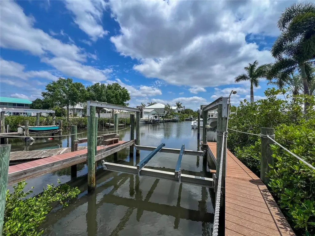 2213 10th Street W Palmetto FL 34221