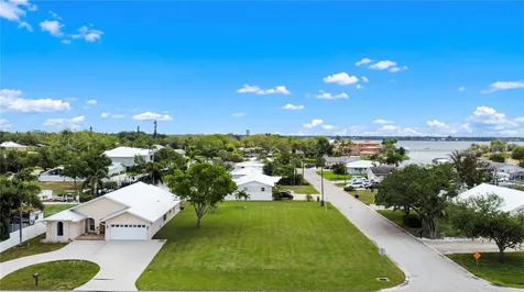 2213 10th Street W Palmetto FL 34221