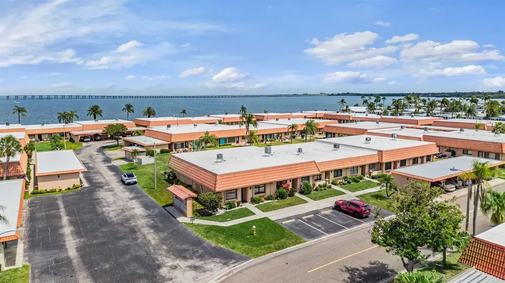 19029 Us Highway 19 N Clearwater FL 33764