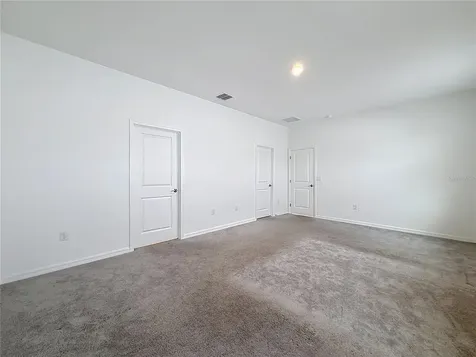 418 Quayside Avenue Mascotte FL 34753
