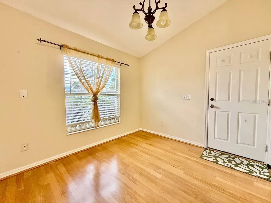 6807 Kingston Drive Tampa FL 33619