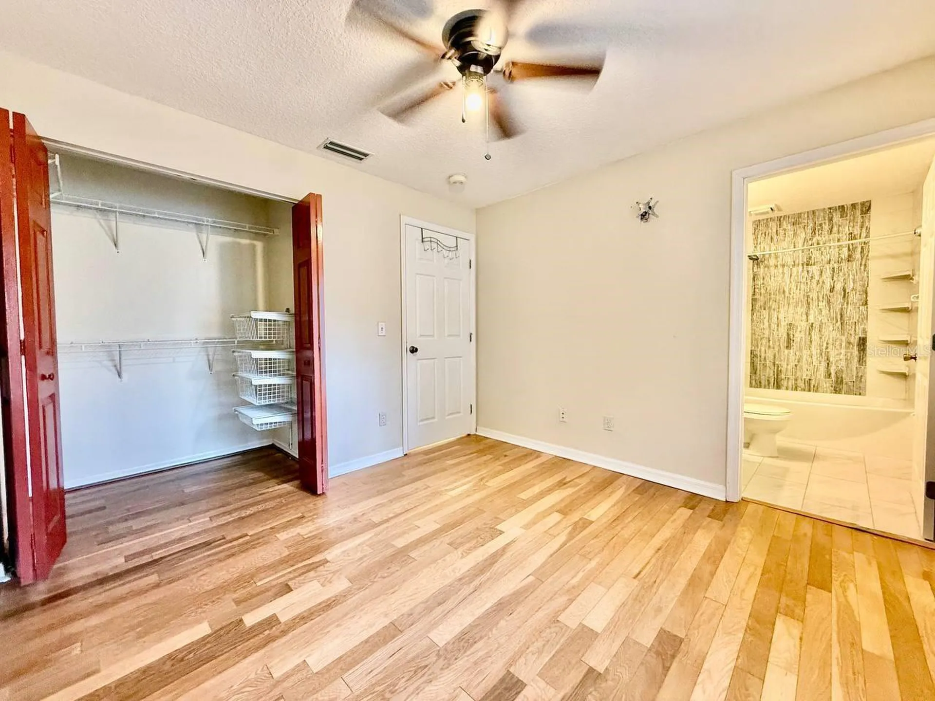 6807 Kingston Drive Tampa FL 33619