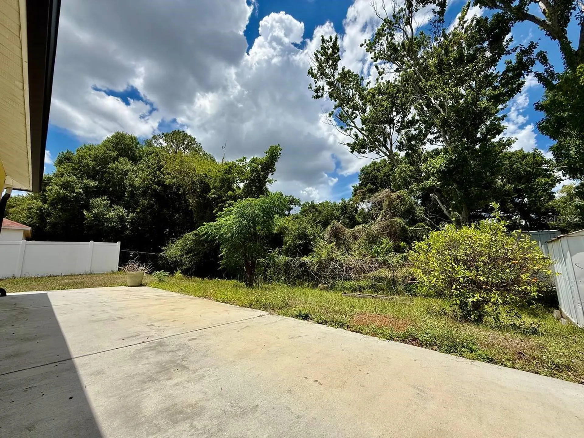 6807 Kingston Drive Tampa FL 33619