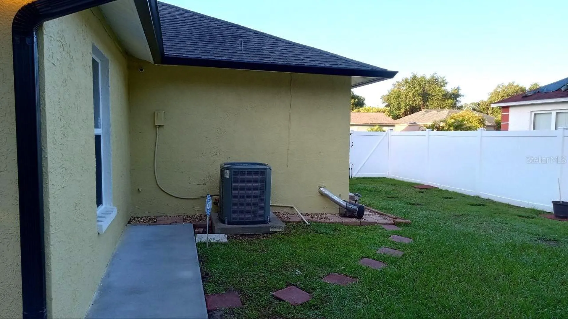 6807 Kingston Drive Tampa FL 33619