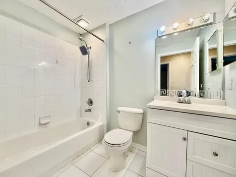 6807 Kingston Drive Tampa FL 33619