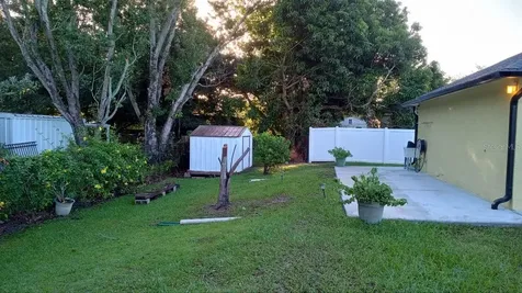 6807 Kingston Drive Tampa FL 33619
