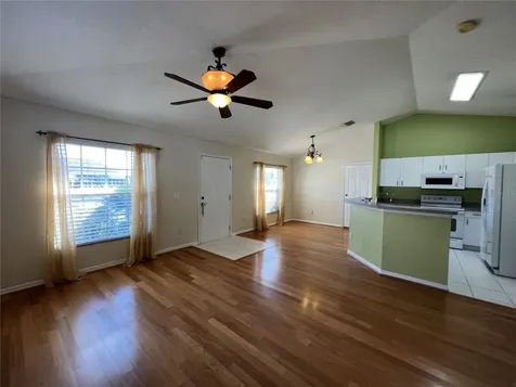 6807 Kingston Drive Tampa FL 33619