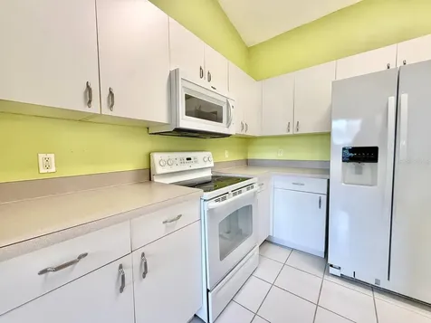 6807 Kingston Drive Tampa FL 33619