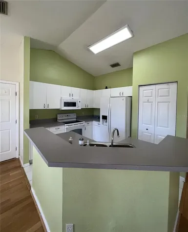6807 Kingston Drive Tampa FL 33619