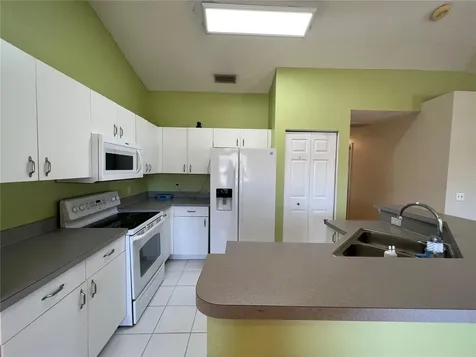 6807 Kingston Drive Tampa FL 33619