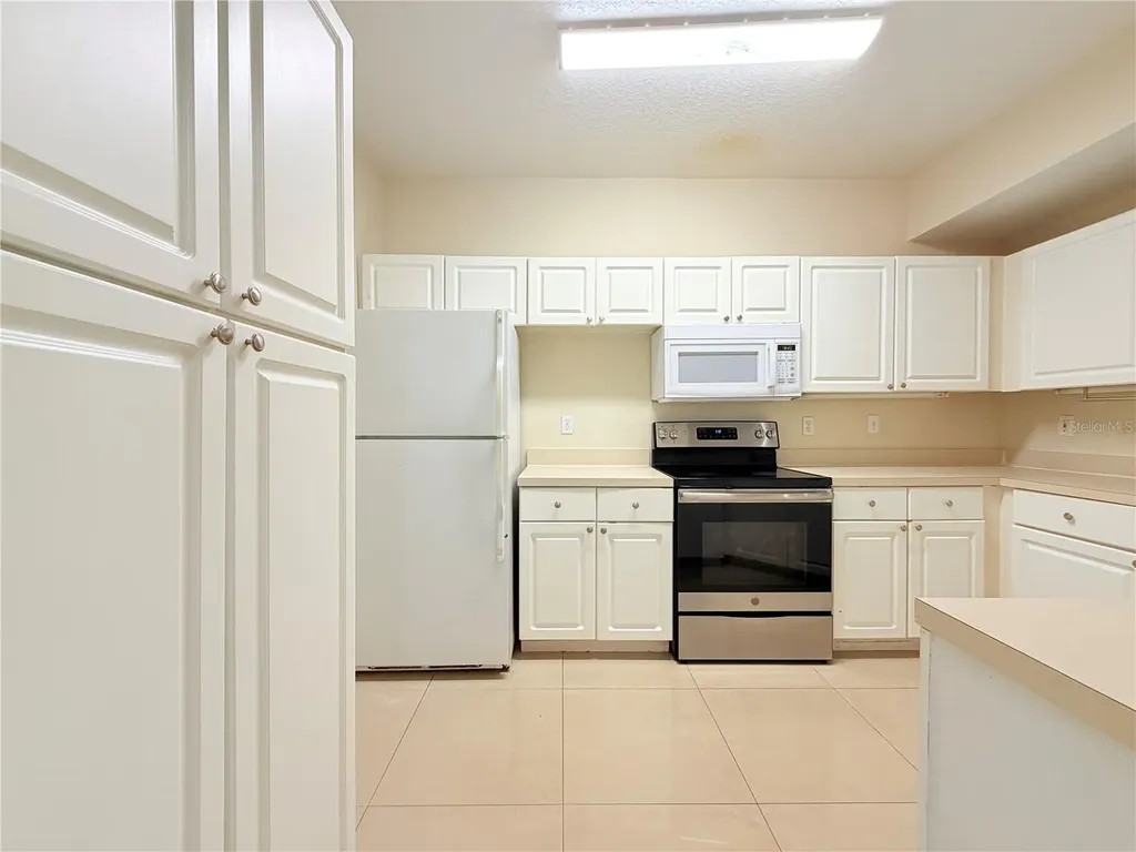 5524 Metrowest Boulevard Orlando FL 32811