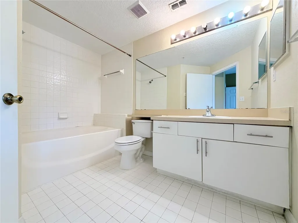 5524 Metrowest Boulevard Orlando FL 32811