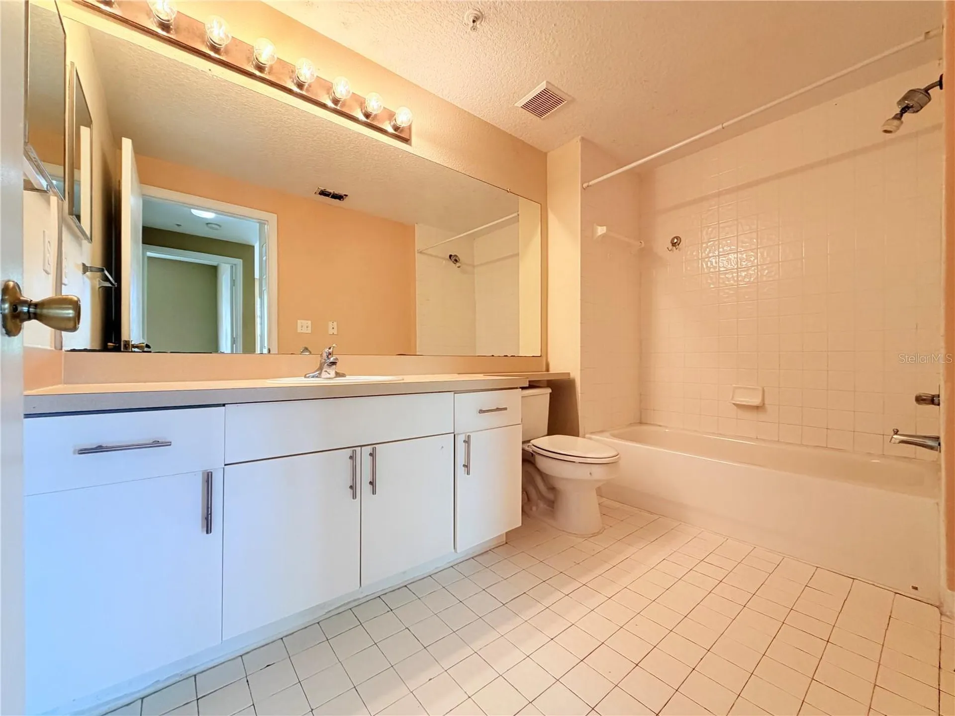 5524 Metrowest Boulevard Orlando FL 32811
